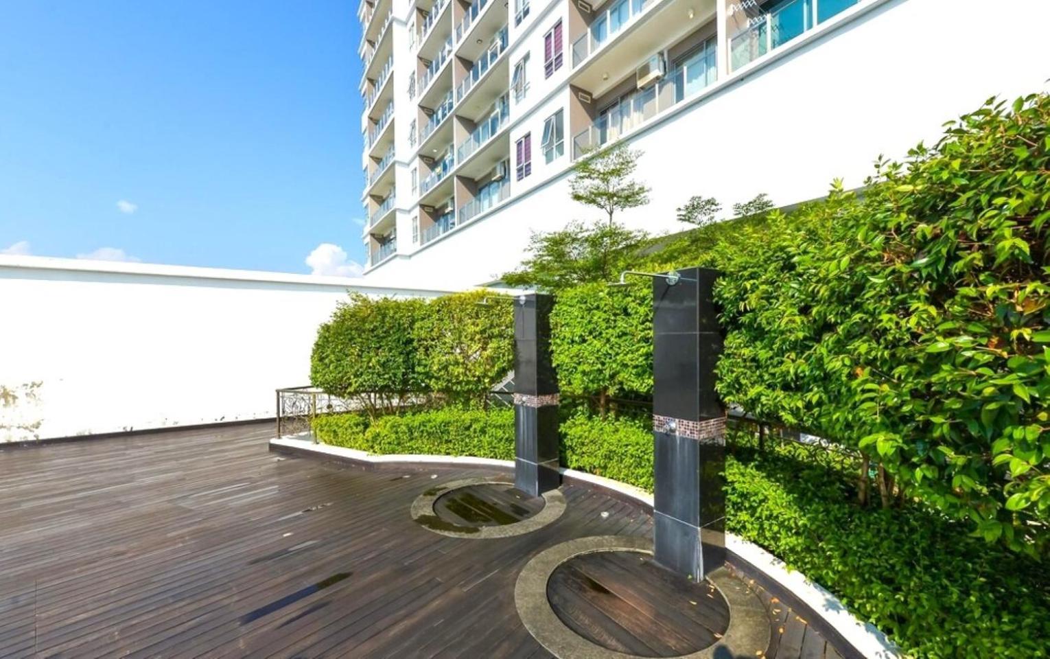 Silverscape Seaview Residence Melaka Exterior photo
