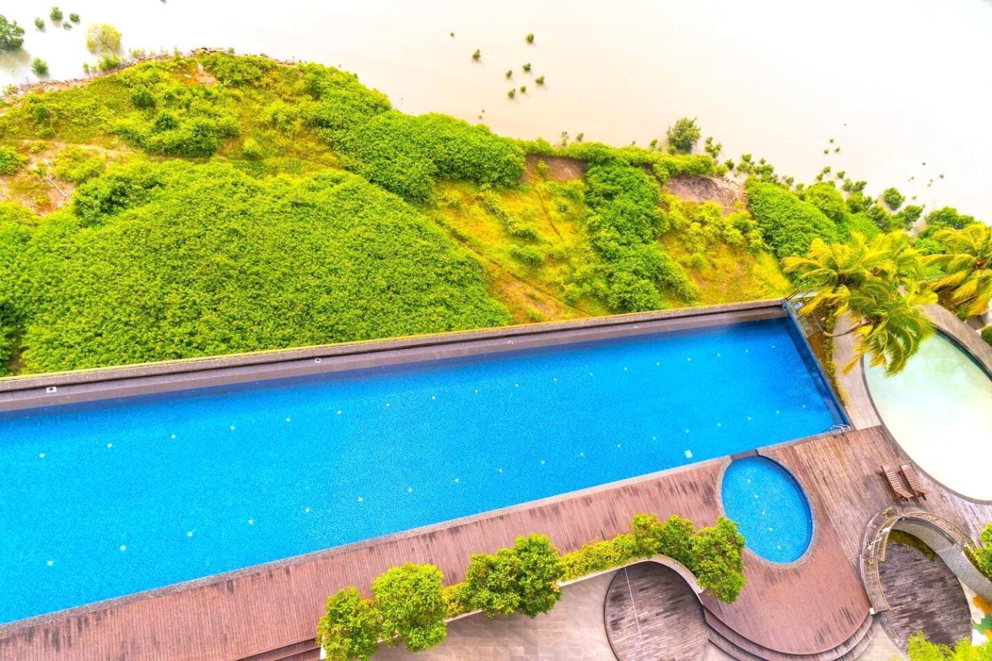 Silverscape Seaview Residence Melaka Exterior photo