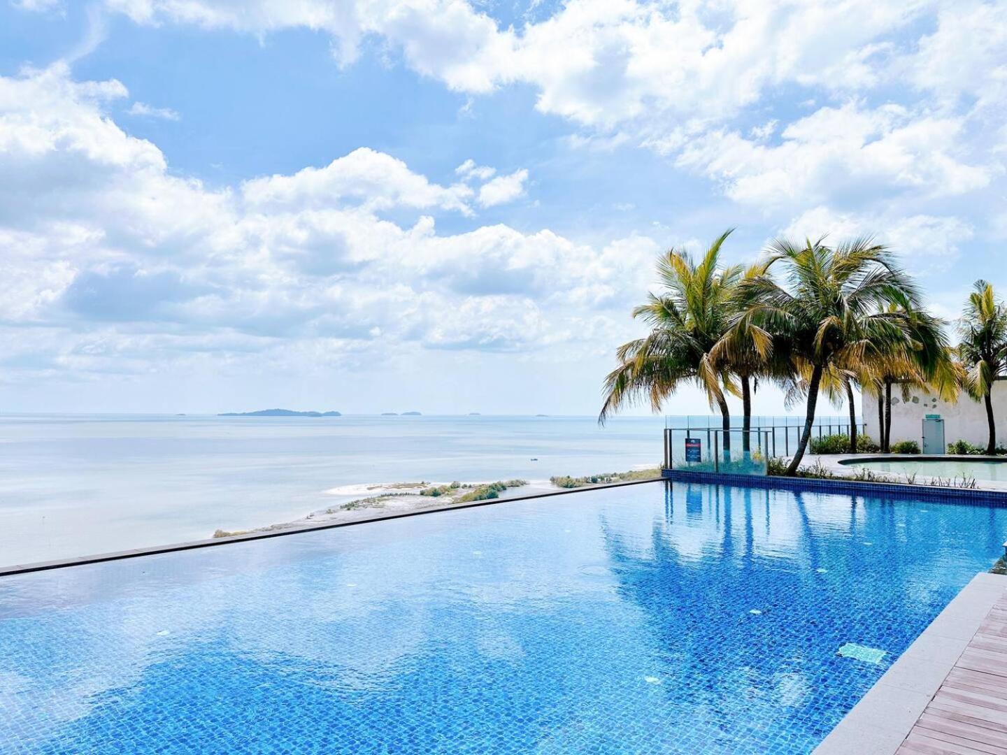 Silverscape Seaview Residence Melaka Exterior photo