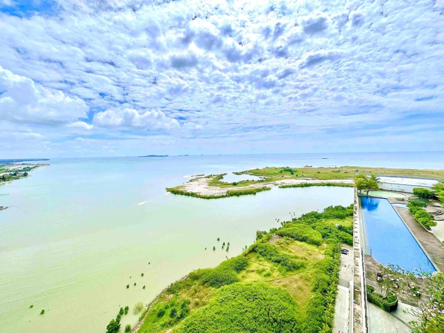 Silverscape Seaview Residence Melaka Exterior photo